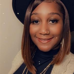 Meet your Posher, Lexi